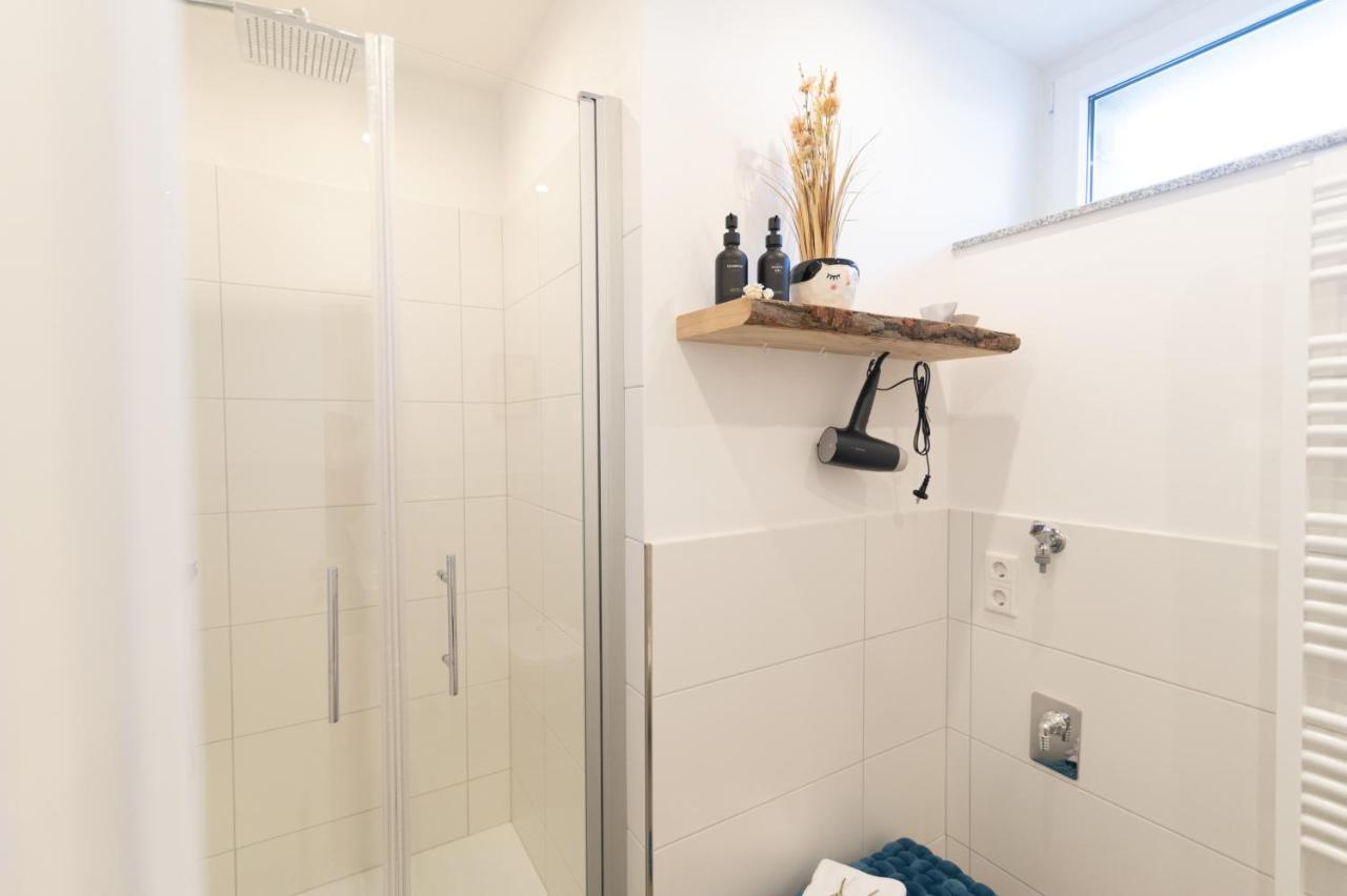 Peter Apartments - Apartment Mit Eigenem Eingang I 30Qm I Zentrale Lage I Bad I Kueche I Terrasse I Tv Φούλντα Εξωτερικό φωτογραφία